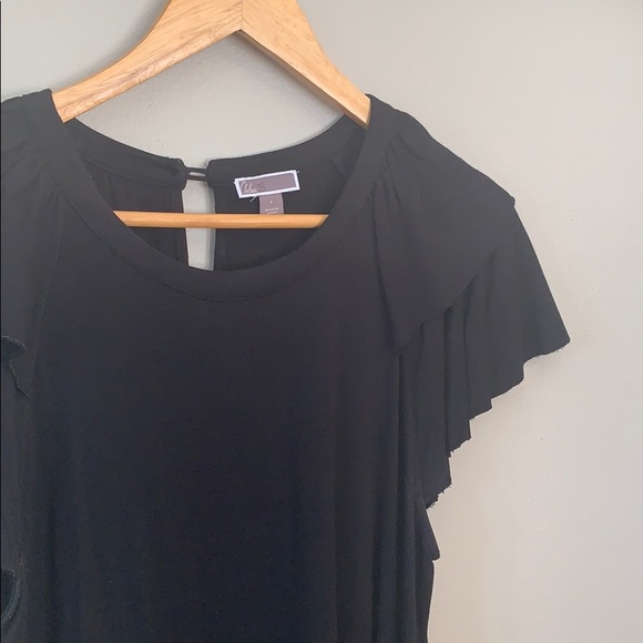 Black short sleeved top - Picture 2 of 4
